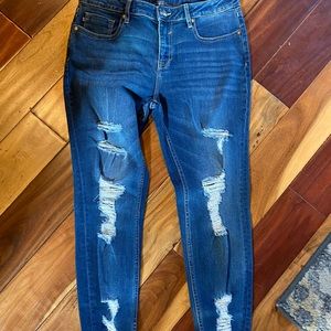 Vigoss distressed skinny jeans